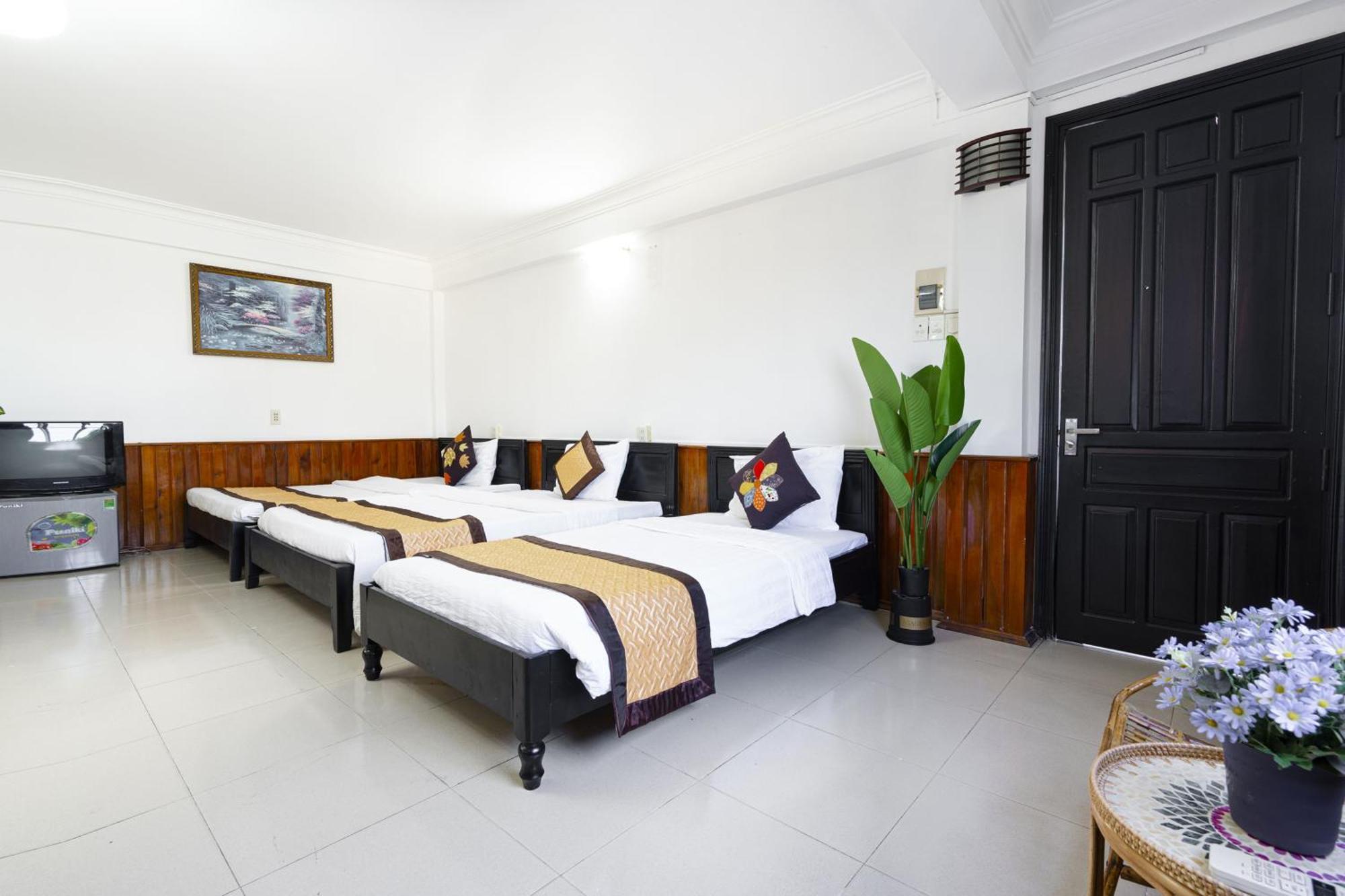 Casablanca Hotel Хюэ Экстерьер фото